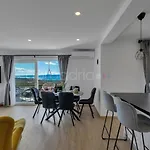 Luxurious Apartments Lara&Luka